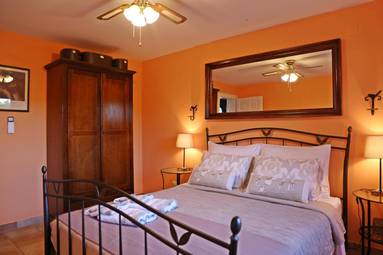 House 4 You Lumbarda Bagian luar foto